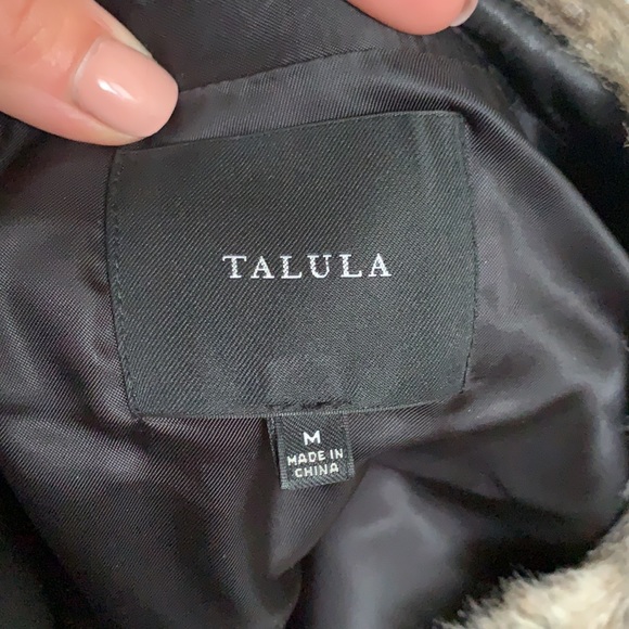 Faux fur vest - Picture 2 of 3